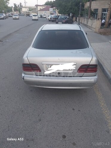 Mercedes E 220 d 1997, 450,000 km - 2.2 l - Biləsuvar