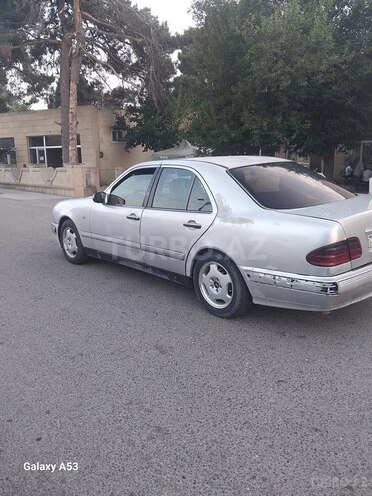 Mercedes E 220 d 1997, 450,000 km - 2.2 l - Biləsuvar