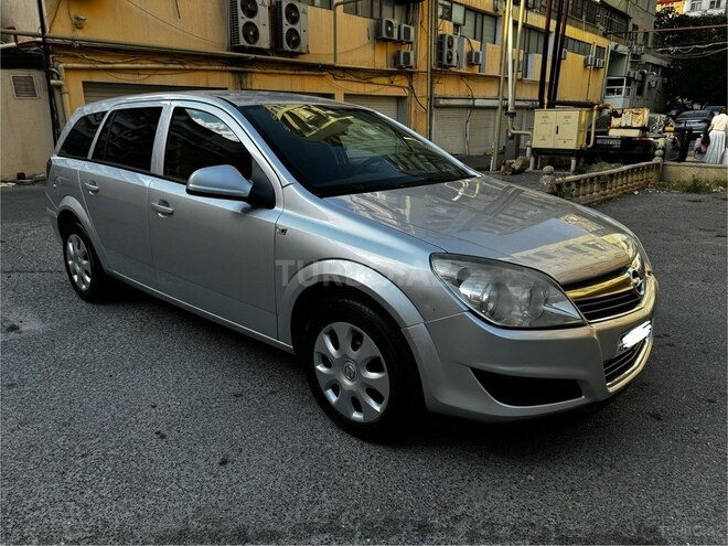 Opel Antara 2009, 325,000 km - 1.3 л - Bakı