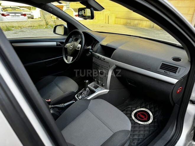Opel Antara 2009, 325,000 km - 1.3 л - Bakı