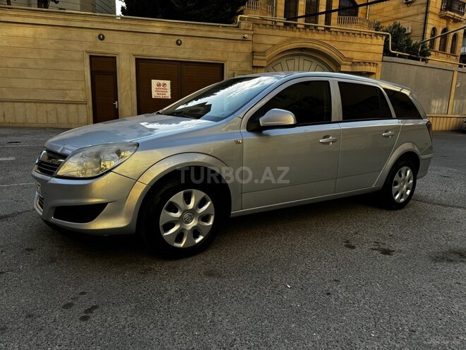 Opel Antara 2009, 325,000 km - 1.3 л - Bakı