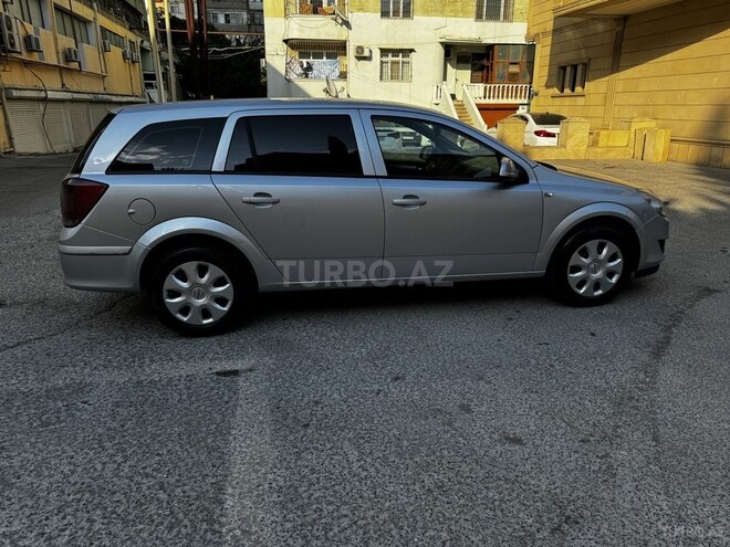 Opel Antara 2009, 325,000 km - 1.3 л - Bakı