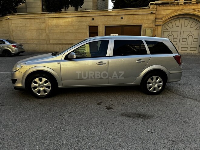 Opel Antara 2009, 325,000 km - 1.3 л - Bakı