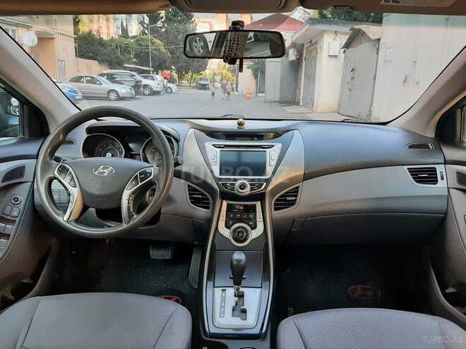 Hyundai Elantra 2011, 258,000 km - 1.8 l - Bakı
