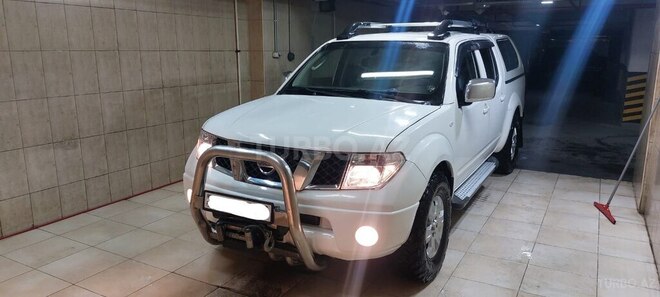 Nissan Navara 2013, 151,000 km - 2.5 l - Bakı