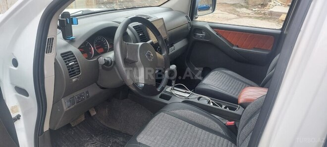 Nissan Navara 2013, 151,000 km - 2.5 l - Bakı