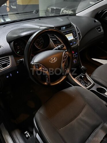 Hyundai Elantra 2015, 120,000 km - 1.8 l - Bakı