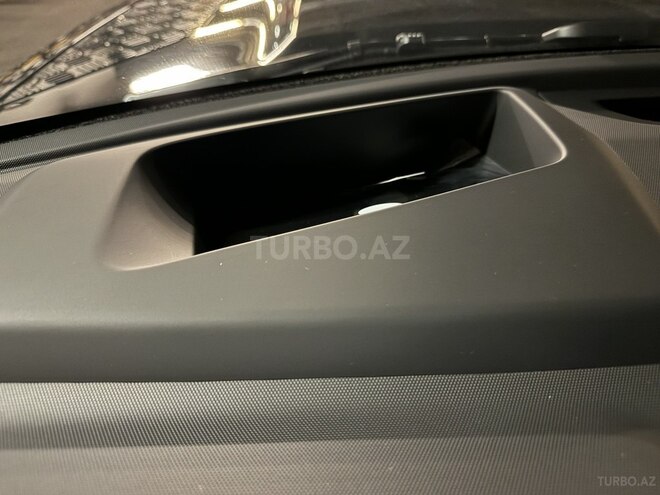 Land Rover Defender 2023, 11,637 km - 3.0 л - Bakı