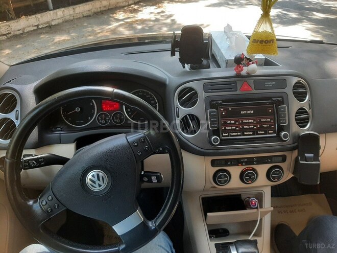Volkswagen Tiguan 2009, 95,000 km - 2.0 л - Bakı
