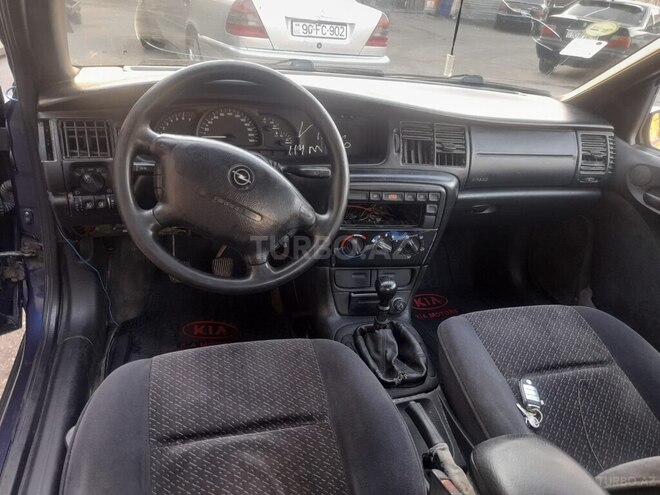 Opel Vectra 1996, 150,000 km - 1.8 л - Bakı
