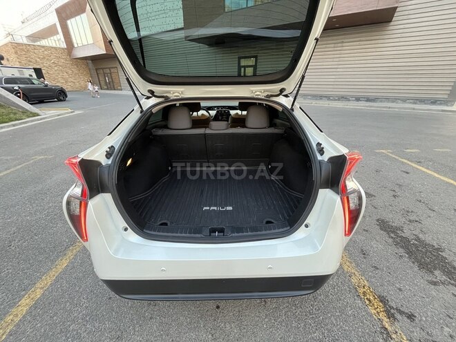 Toyota Prius 2018, 71,000 km - 1.8 l - Bakı