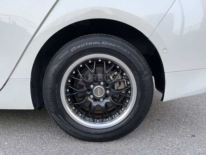 Toyota Prius 2018, 71,000 km - 1.8 l - Bakı