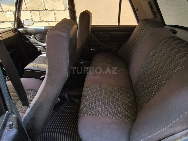 LADA (VAZ) 2107 2000, 300,000 km - 1.6 l - Yevlax