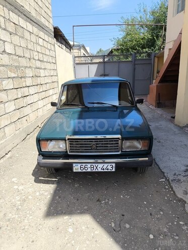 LADA (VAZ) 2107 2000, 300,000 km - 1.6 l - Yevlax