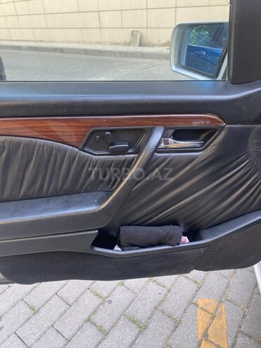 Mercedes C 200 1995, 329,300 km - 2.0 l - Bakı
