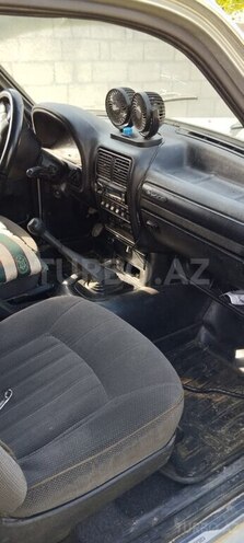 GAZ 3110 2002, 885,330 km - 2.0 l - Salyan
