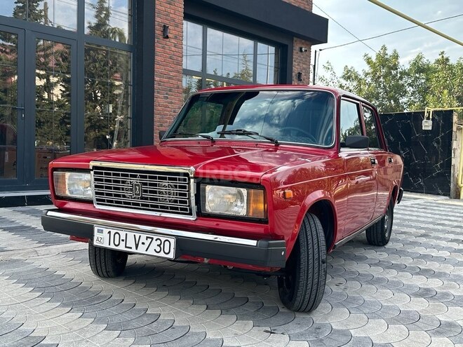 LADA (VAZ) 2107 2003, 250,000 km - 1.6 l - Salyan