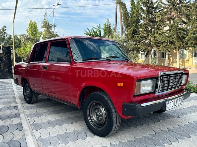 LADA (VAZ) 2107 2003, 250,000 km - 1.6 l - Salyan