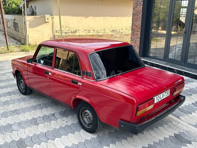 LADA (VAZ) 2107 2003, 250,000 km - 1.6 l - Salyan