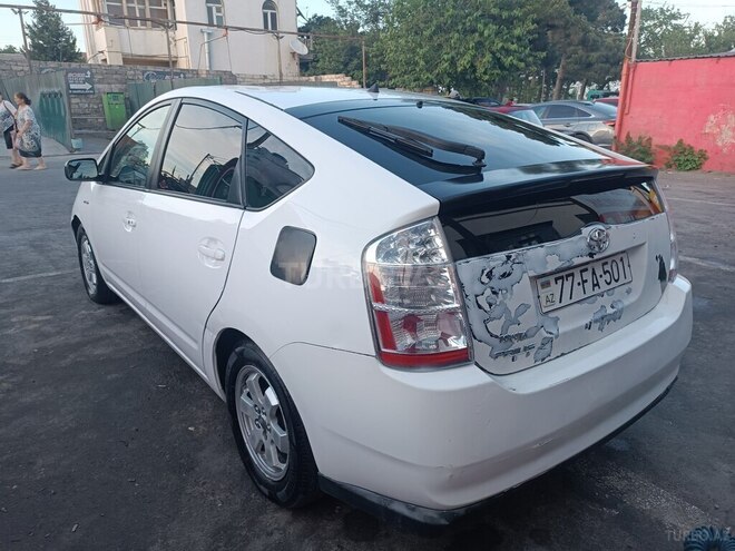 Toyota Prius 2009, 300,000 km - 1.5 л - Bakı