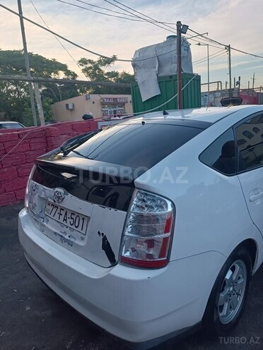 Toyota Prius 2009, 300,000 km - 1.5 л - Bakı