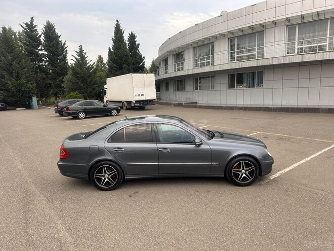 Mercedes E 220 d 2006, 284,556 km - 2.2 l - Bakı
