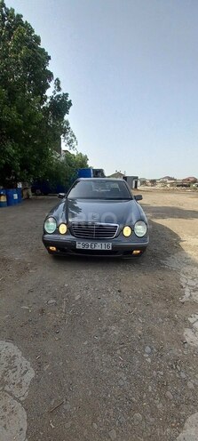 Mercedes E 320 1999, 395,000 km - 3.2 l - Bakı