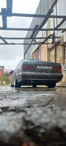 Mercedes E 320 1999, 395,000 km - 3.2 l - Bakı