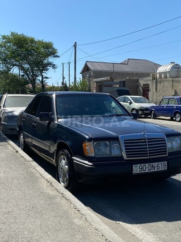 Mercedes E 200 1992, 390,000 km - 2.0 l - Bakı