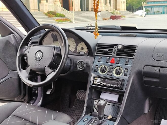 Mercedes C 180 1997, 399,450 km - 1.8 l - Bakı
