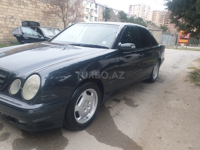 Mercedes E 220 d 2000, 425,000 km - 2.2 l - Bakı