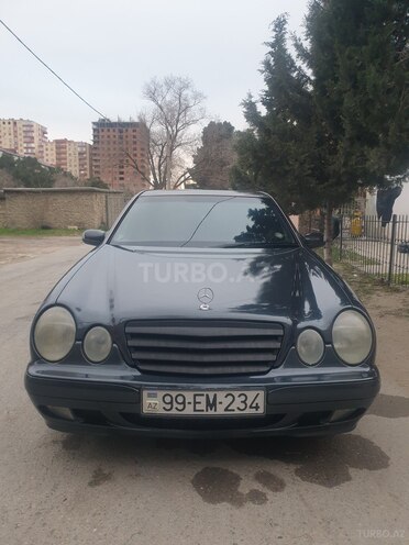 Mercedes E 220 d 2000, 425,000 km - 2.2 l - Bakı