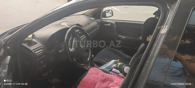 Opel Astra 2000, 299,000 km - 1.8 l - Bakı