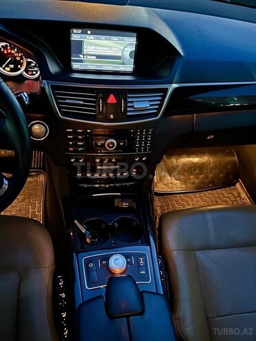 Mercedes E 350 2009, 300,500 km - 3.5 l - Bakı