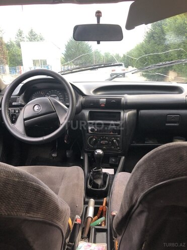 Opel Astra 1994, 300,000 km - 1.6 l - Bakı