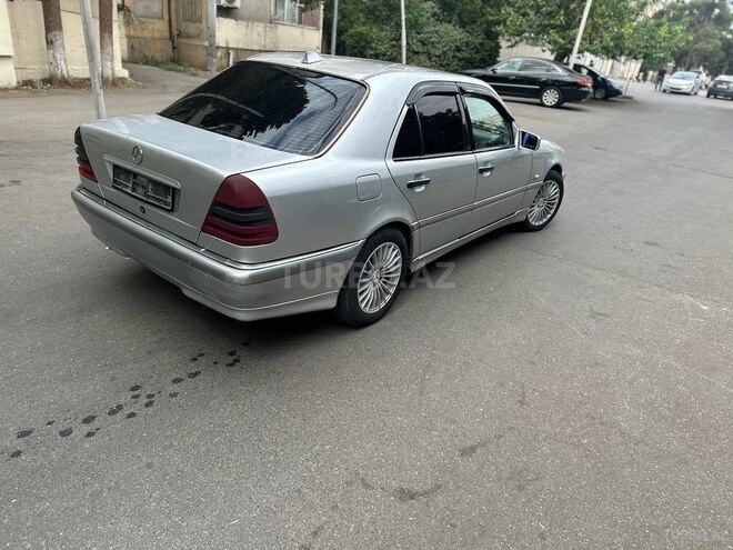 Mercedes C 220 d 1998, 444,000 km - 2.2 l - Bakı
