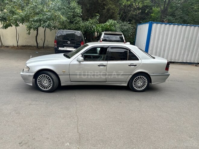 Mercedes C 220 d 1998, 444,000 km - 2.2 l - Bakı