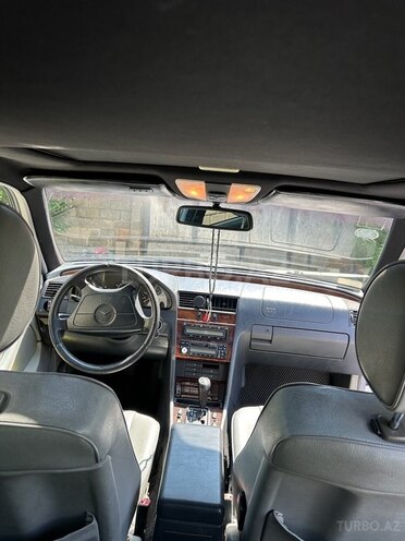 Mercedes C 230 1998, 282,760 km - 2.3 л - Balakən