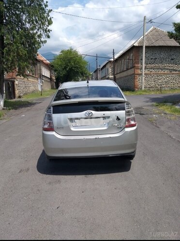 Toyota Prius 2005, 300,000 km - 1.5 л - Zaqatala