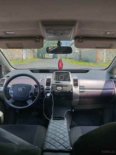 Toyota Prius 2005, 300,000 km - 1.5 л - Zaqatala