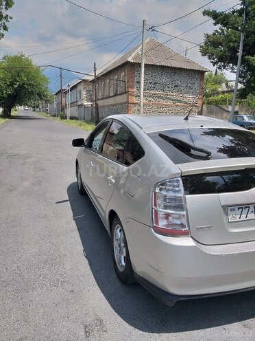 Toyota Prius 2005, 300,000 km - 1.5 л - Zaqatala