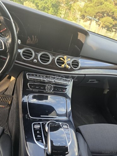 Mercedes E 220 d 2017, 186,000 km - 2.0 l - Bakı