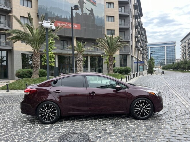 Kia Cerato 2016, 130,733 km - 2.0 l - Bakı
