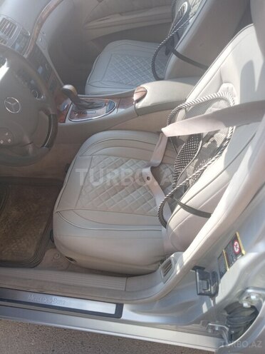 Mercedes E 270 2002, 490,000 km - 2.7 l - Bakı