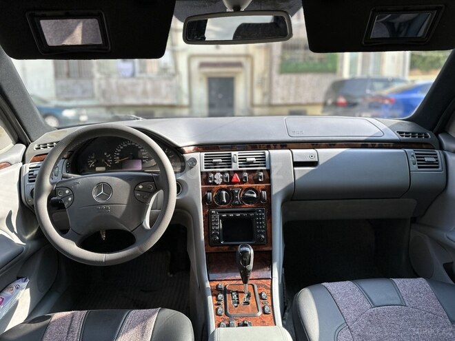 Mercedes E 220 d 2000, 447,000 km - 2.2 l - Bakı
