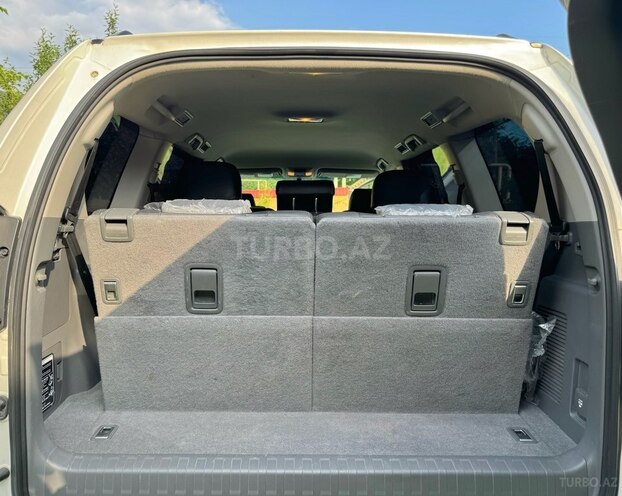 Toyota Land Cruiser Prado 2012, 188,000 km - 2.7 l - Zaqatala