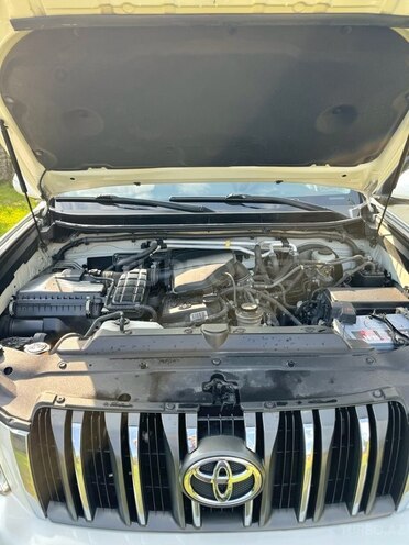 Toyota Land Cruiser Prado 2012, 188,000 km - 2.7 l - Zaqatala