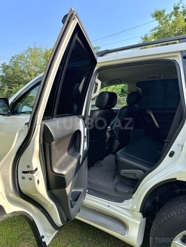 Toyota Land Cruiser Prado 2012, 188,000 km - 2.7 l - Zaqatala