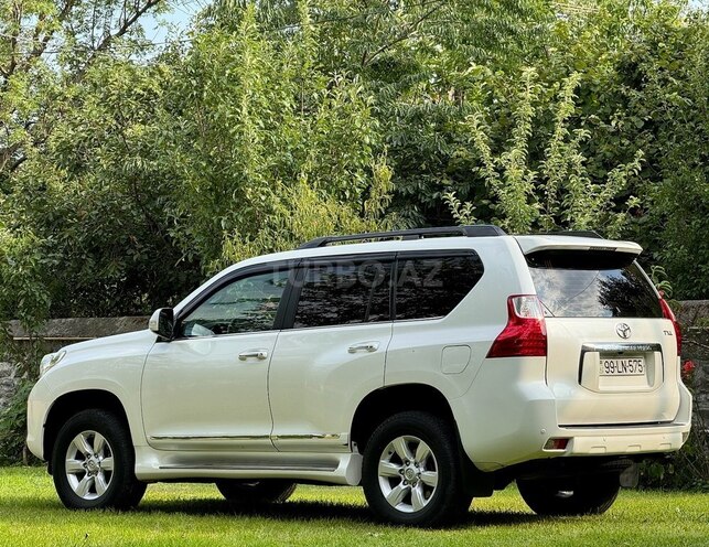 Toyota Land Cruiser Prado 2012, 188,000 km - 2.7 l - Zaqatala