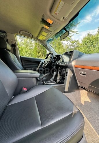 Toyota Land Cruiser Prado 2012, 188,000 km - 2.7 l - Zaqatala